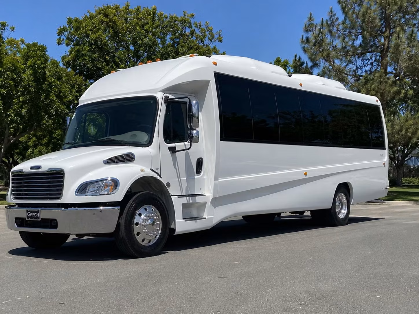 bachelorette party bus rentals and pre wedding night out transportation in omaha