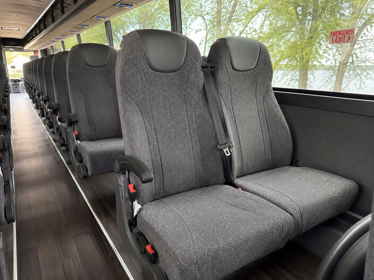 bridal party transportation and day of shuttle services in omaha