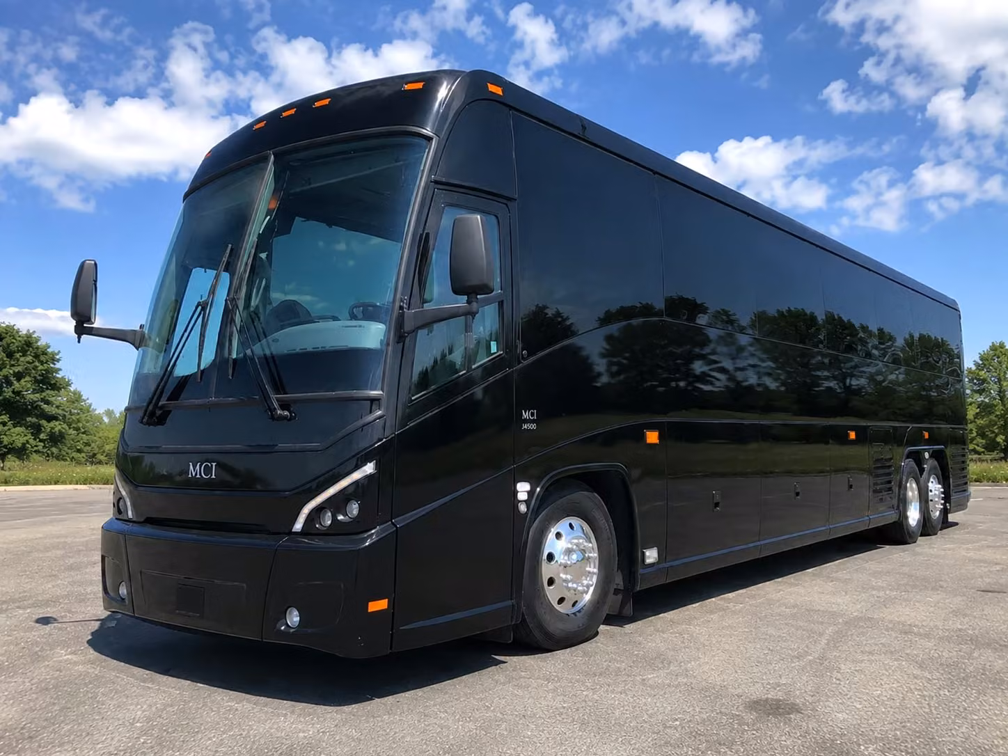 omaha wedding event transportation that keeps every guest on schedule