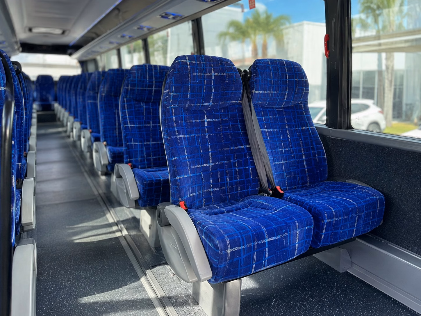 wedding shuttle services bus rentals in omaha